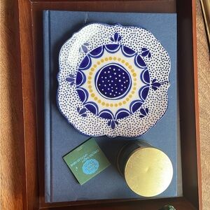 West Elm collectors edition canapé Decorative Plate